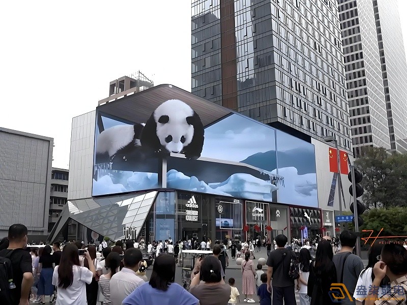 戶外裸眼3D大屏的p值由什么決定？