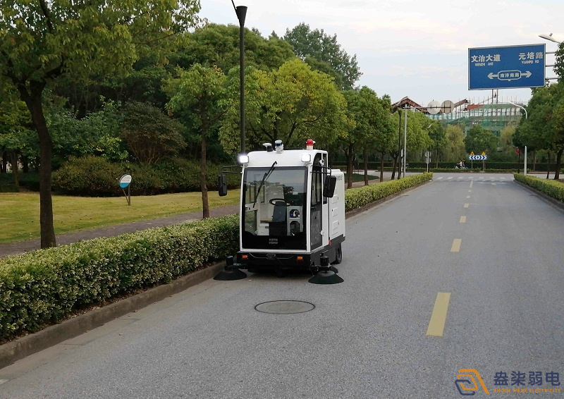 成都綠色工廠—智慧環(huán)保無(wú)人清潔車功能